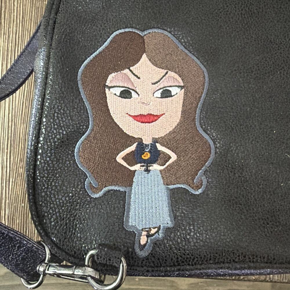 Disney Villains Ursula & Vanessa Chibi Portrait Convertible Mini Backpack - Picture 4 of 13